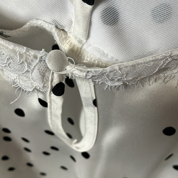 Kate Spade: “Dream a little Dream” Black/White with Lace nightgown- M - Picture 12 of 16